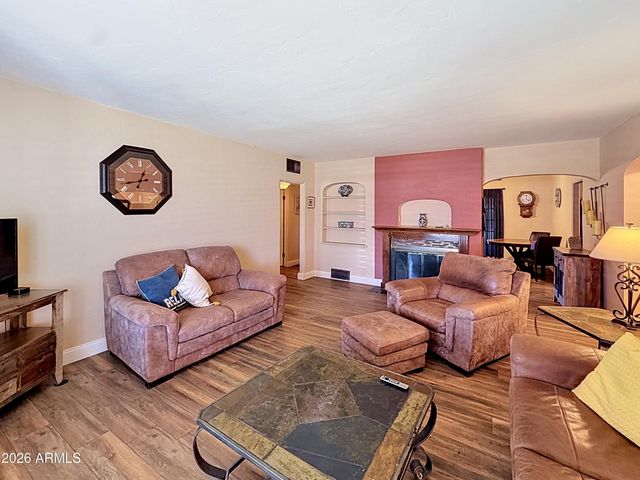 15 E Orange Drive, Phoenix, AZ 85012