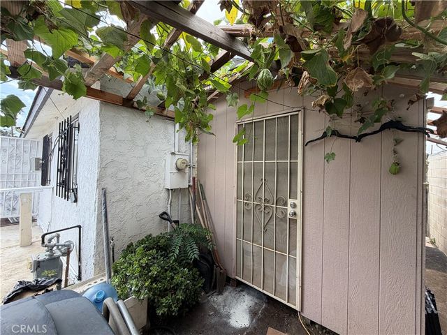 1249 W 90th Place, Los Angeles, CA 90044