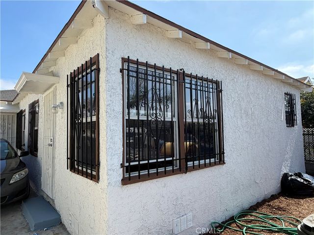 1249 W 90th Place, Los Angeles, CA 90044