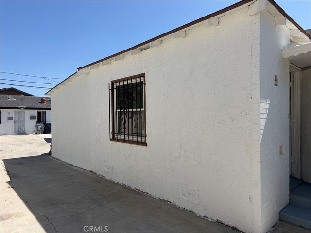 1249 W 90th Place, Los Angeles, CA 90044