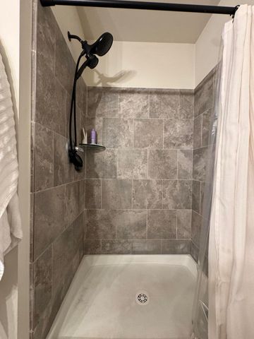 22113 Aberdeen Drive, Macomb, MI 48042