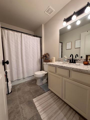 22113 Aberdeen Drive, Macomb, MI 48042