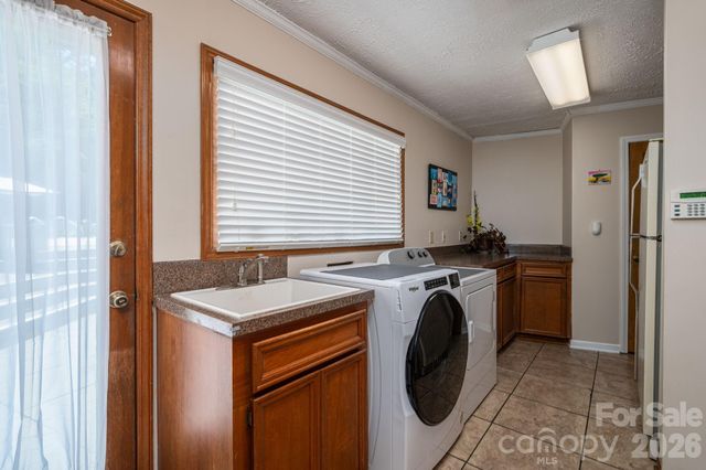 2410 Monticello Drive, Gastonia, NC 28056