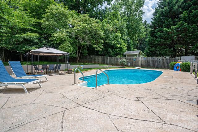 2410 Monticello Drive, Gastonia, NC 28056