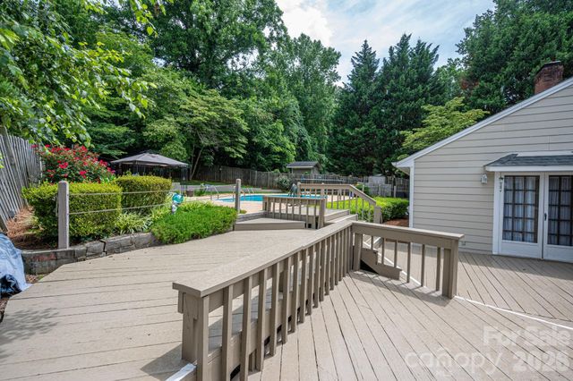 2410 Monticello Drive, Gastonia, NC 28056