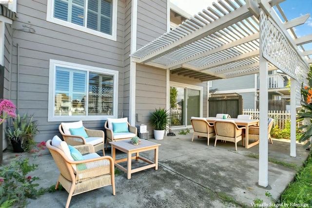 184 Pelican Loop, Pittsburg, CA 94565