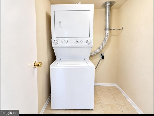 418 BRANDYWINE CT, Warminster, PA 18974