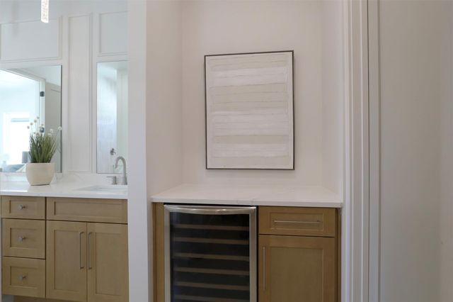 140 E 37th, Houston, TX 77018