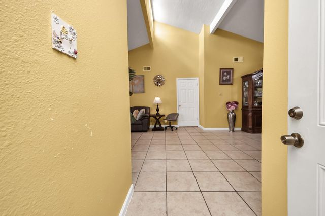 4155 Amir Street, Houston, TX 77072