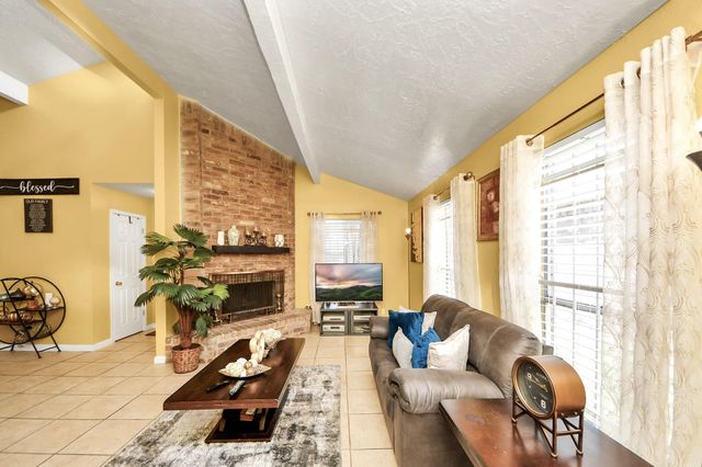 4155 Amir Street, Houston, TX 77072