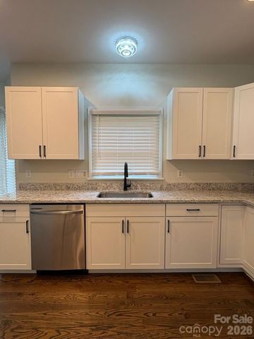3119 Castlemaine Drive, Charlotte, NC 28269