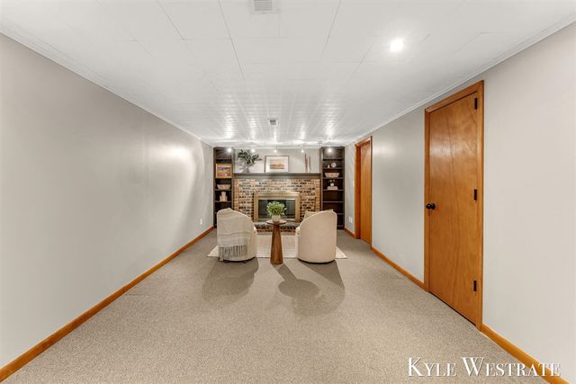 3121 Memorial Drive, Holland, MI 49424