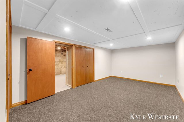 3121 Memorial Drive, Holland, MI 49424