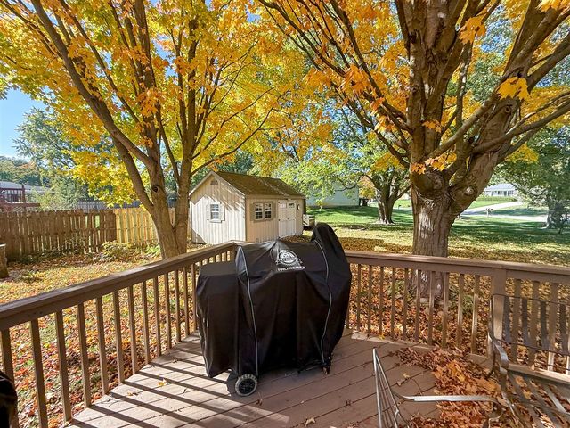 3121 Memorial Drive, Holland, MI 49424