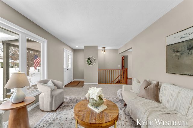 3121 Memorial Drive, Holland, MI 49424