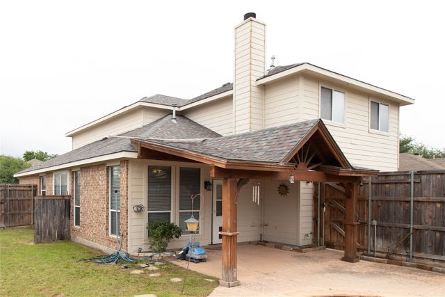 2211 Fieldcrest Drive, Rockwall, TX 75032