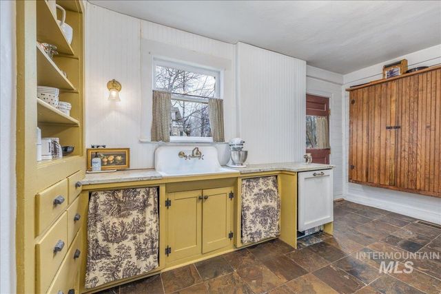 1318 W Eastman St., Boise, ID 83702