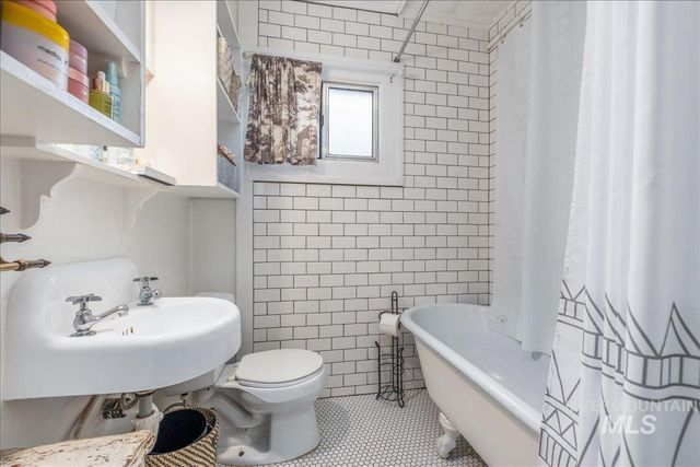 1318 W Eastman St., Boise, ID 83702