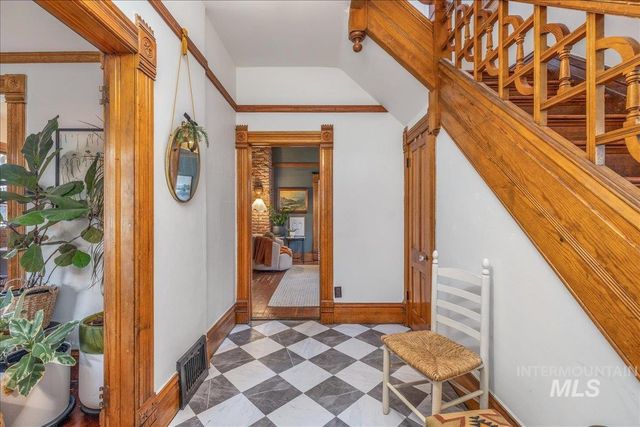 1318 W Eastman St., Boise, ID 83702