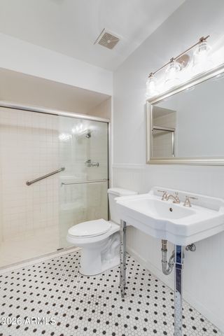 6219 N 10th Way, Phoenix, AZ 85014