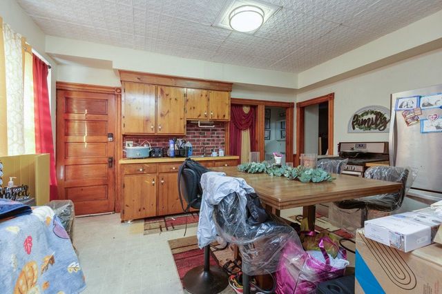 86-88 Tolles Street, Nashua, NH 03064