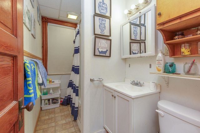 86-88 Tolles Street, Nashua, NH 03064