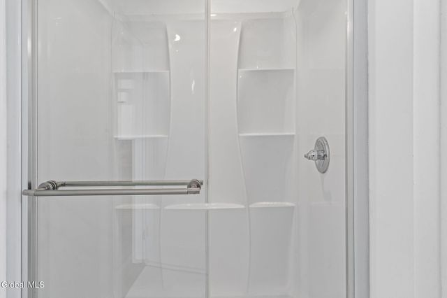 10 Jesse Court, Troy, NY 12180