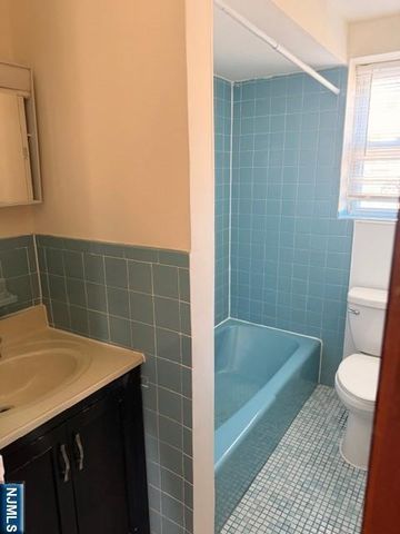 476 HARRISON Avenue B1, Lodi, NJ 07644