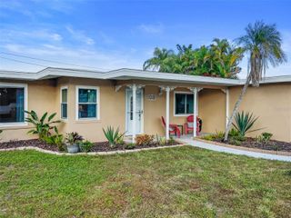 560 BAYWOOD DRIVE S, Dunedin, FL 34698