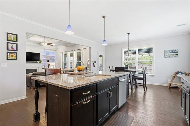 3449 Crayton Glen Way, Buford, GA 30519