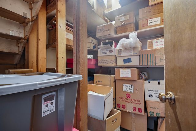 1365 Newcastle Lane, Hoffman Estates, IL 60169