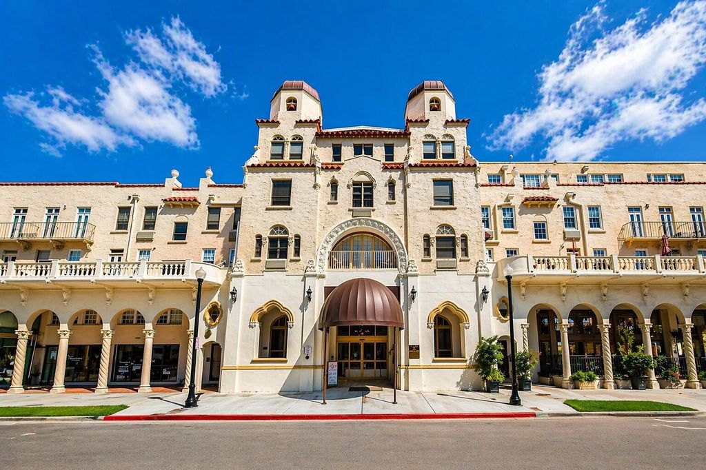 235 Sunrise 3244, Palm Beach, FL 33480