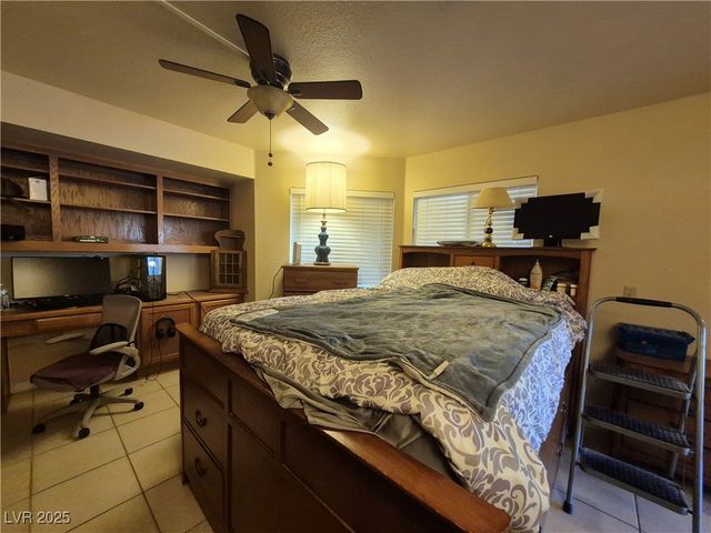 2728 Showcase Drive, Las Vegas, NV 89134