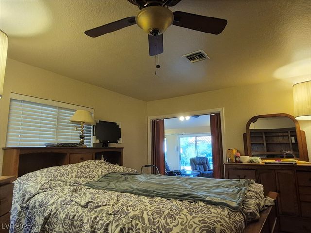 2728 Showcase Drive, Las Vegas, NV 89134