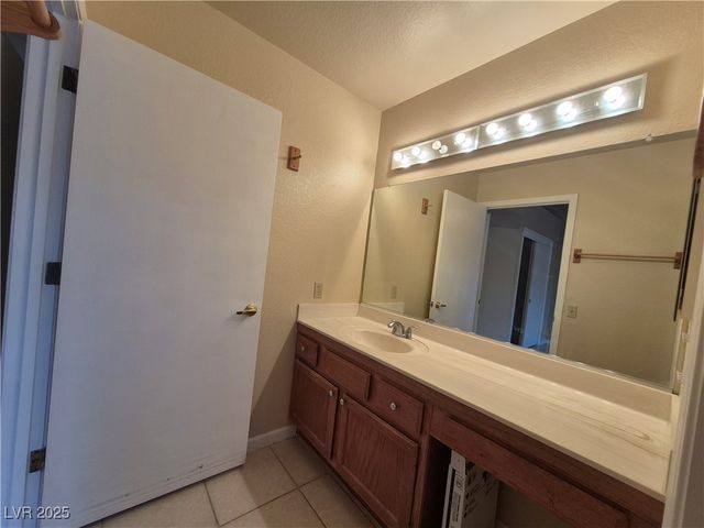 2728 Showcase Drive, Las Vegas, NV 89134