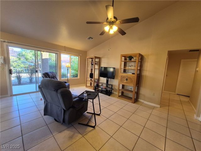 2728 Showcase Drive, Las Vegas, NV 89134