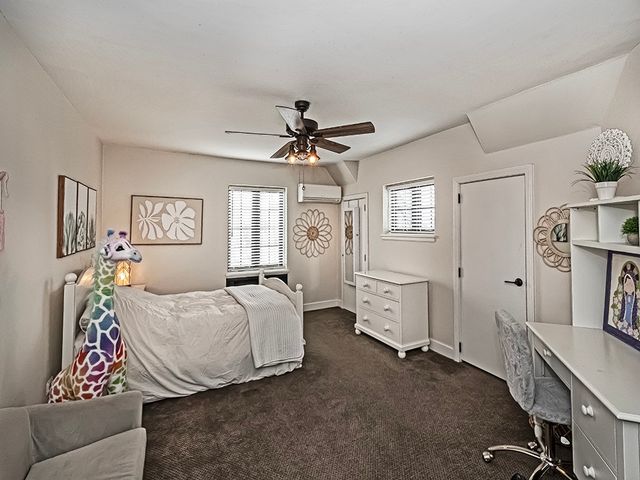 1035 Washington Road, Mt Lebanon, PA 15228