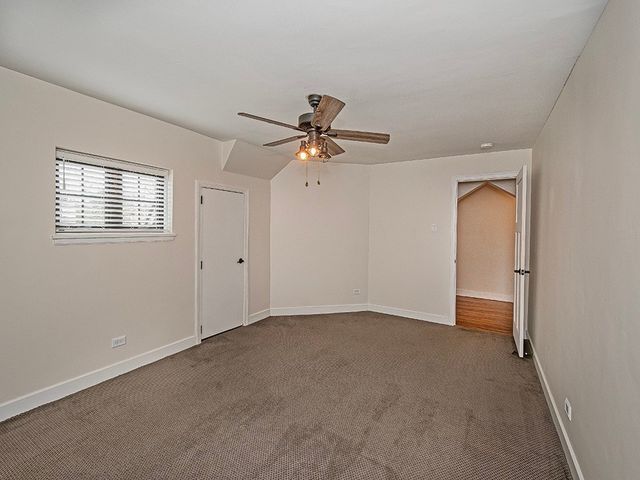 1035 Washington Road, Mt Lebanon, PA 15228