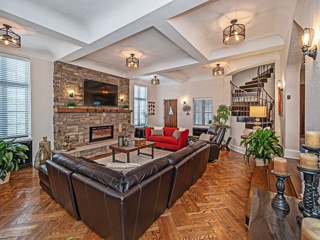 1035 Washington Road, Mt Lebanon, PA 15228