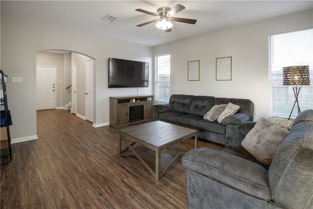 2903 McLaren Drive, College Station, TX 77845