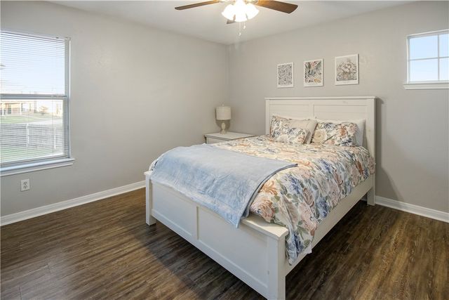 2903 McLaren Drive, College Station, TX 77845