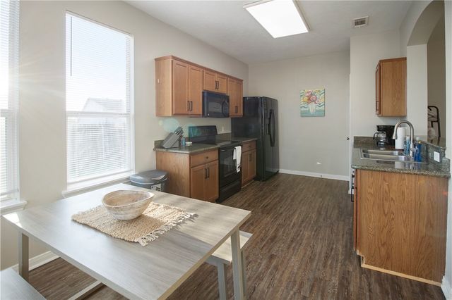 2903 McLaren Drive, College Station, TX 77845