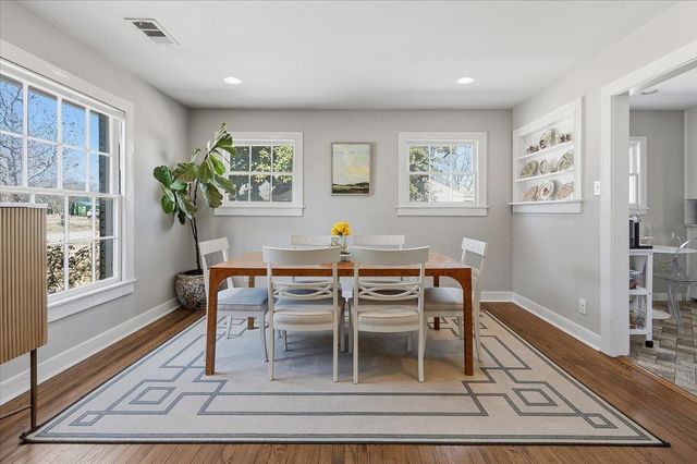 108 Lindenwood Drive, Fort Worth, TX 76107