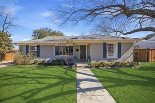 108 Lindenwood Drive, Fort Worth, TX 76107