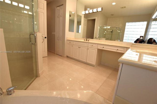 10086 Noceto Way, Boynton Beach, FL 33437