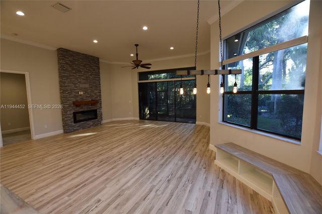 10086 Noceto Way, Boynton Beach, FL 33437