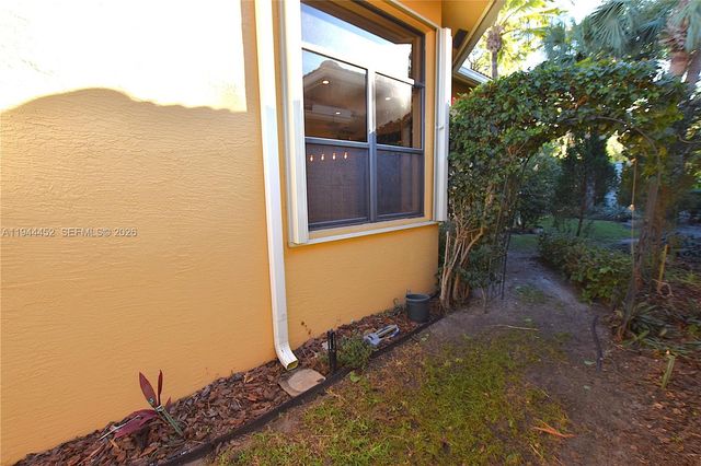 10086 Noceto Way, Boynton Beach, FL 33437