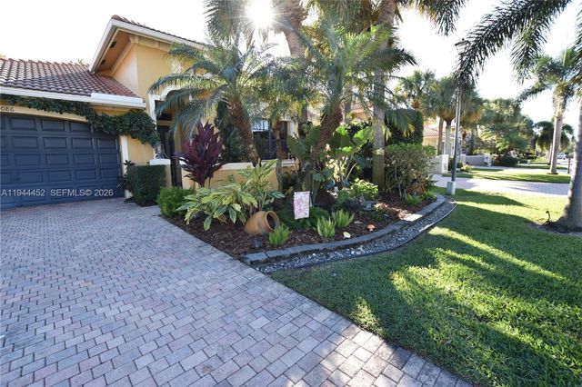 10086 Noceto Way, Boynton Beach, FL 33437