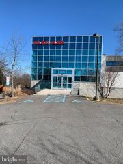 6621 RICHMOND HWY #200, Alexandria, VA 22306
