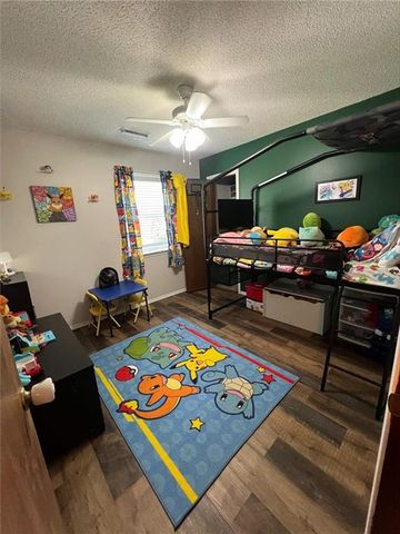 308 Caroline Drive, Frontenac, KS 66763